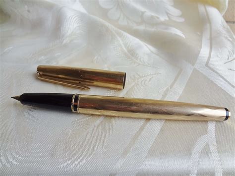 Penna stilografica Cartier .333 (8 kt) in oro .